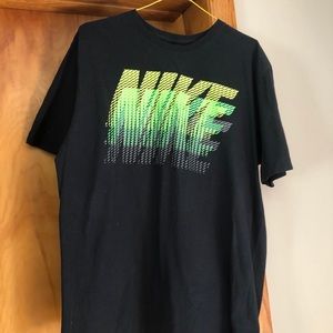 Nike tee